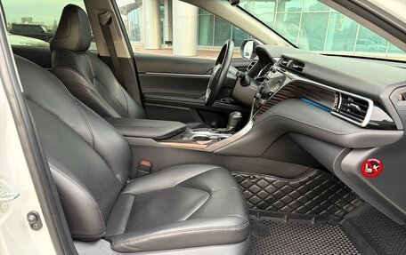 Toyota Camry, 2020 год, 2 820 000 рублей, 28 фотография