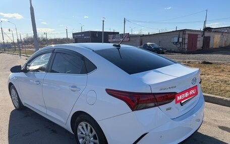 Hyundai Solaris II рестайлинг, 2021 год, 1 629 000 рублей, 3 фотография