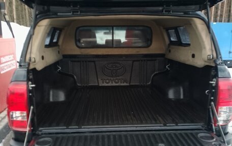 Toyota Hilux VIII, 2015 год, 2 900 000 рублей, 4 фотография