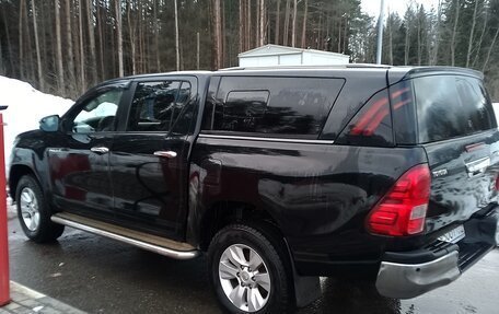 Toyota Hilux VIII, 2015 год, 2 900 000 рублей, 3 фотография