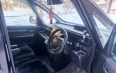 Honda Stepwgn IV, 2015 год, 1 860 000 рублей, 6 фотография