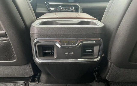 GMC Sierra, 2024 год, 9 366 190 рублей, 16 фотография