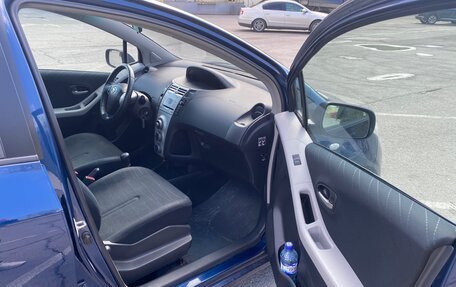 Toyota Yaris III рестайлинг, 2007 год, 585 000 рублей, 12 фотография