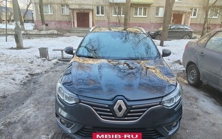 Renault Megane IV, 2018 год, 1 000 000 рублей, 2 фотография