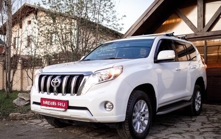 Toyota Land Cruiser Prado 150 рестайлинг 2, 2017 год, 4 950 000 рублей, 5 фотография