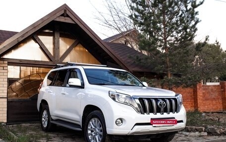 Toyota Land Cruiser Prado 150 рестайлинг 2, 2017 год, 4 950 000 рублей, 2 фотография