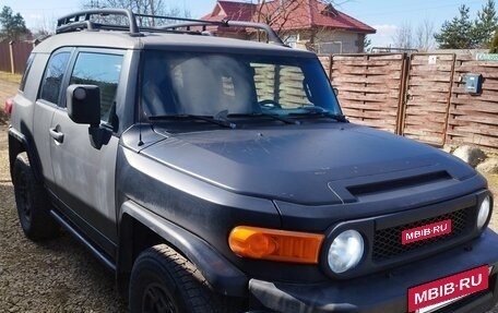 Toyota FJ Cruiser, 2012 год, 2 700 000 рублей, 7 фотография