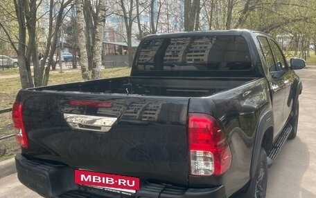 Toyota Hilux VIII, 2021 год, 4 200 000 рублей, 7 фотография