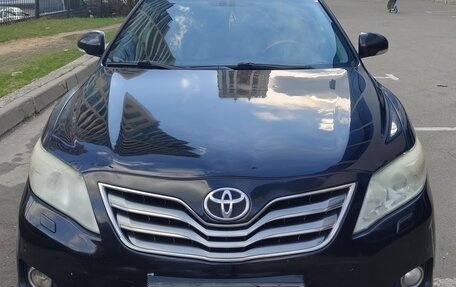 Toyota Camry, 2011 год, 900 000 рублей, 3 фотография