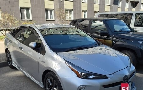 Toyota Prius IV XW50, 2019 год, 1 920 000 рублей, 14 фотография