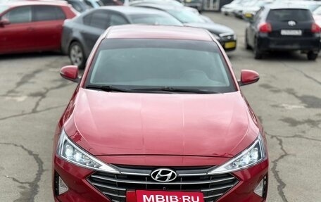 Hyundai Elantra VI рестайлинг, 2019 год, 1 699 000 рублей, 2 фотография