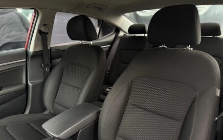 Hyundai Elantra VI рестайлинг, 2019 год, 1 699 000 рублей, 18 фотография