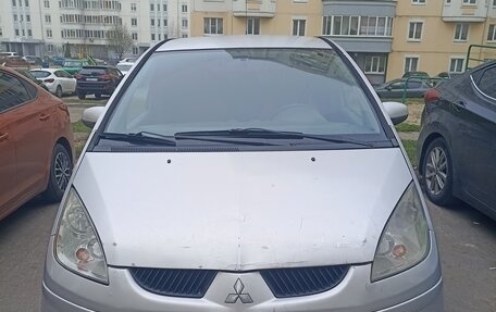 Mitsubishi Colt VI рестайлинг, 2006 год, 180 000 рублей, 2 фотография