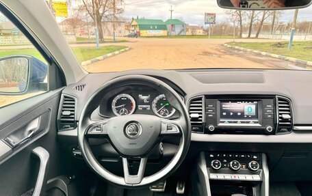 Skoda Karoq I, 2020 год, 2 230 000 рублей, 36 фотография