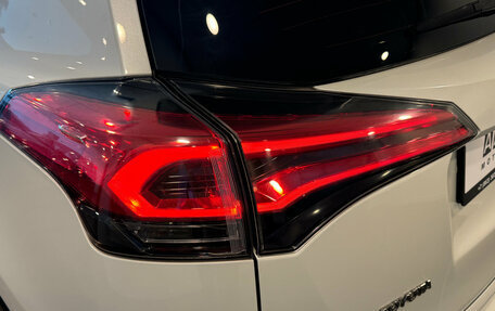 Toyota RAV4, 2018 год, 2 570 000 рублей, 8 фотография