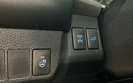 Toyota RAV4, 2018 год, 2 570 000 рублей, 18 фотография