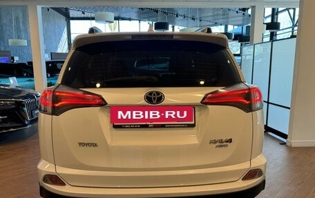 Toyota RAV4, 2018 год, 2 570 000 рублей, 5 фотография