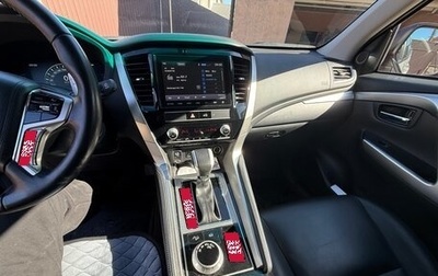 Mitsubishi Montero Sport, 2022 год, 4 000 000 рублей, 1 фотография