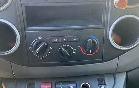 Peugeot Partner II рестайлинг 2, 2011 год, 785 000 рублей, 9 фотография