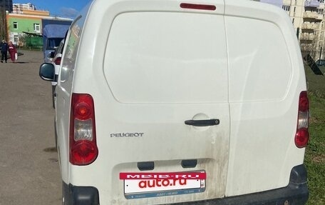 Peugeot Partner II рестайлинг 2, 2011 год, 785 000 рублей, 4 фотография