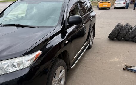 Toyota Highlander III, 2012 год, 2 150 000 рублей, 3 фотография