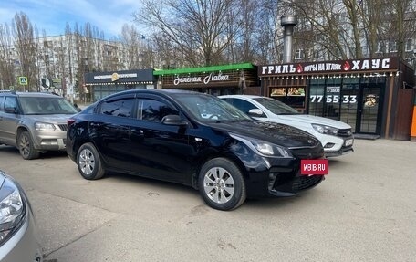 KIA Rio IV, 2017 год, 1 300 000 рублей, 4 фотография