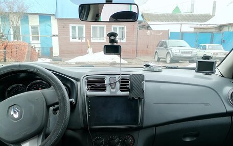 Renault Logan II, 2015 год, 789 000 рублей, 9 фотография