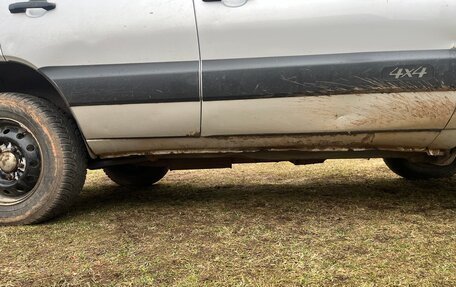 Chevrolet Niva I рестайлинг, 2004 год, 259 000 рублей, 9 фотография