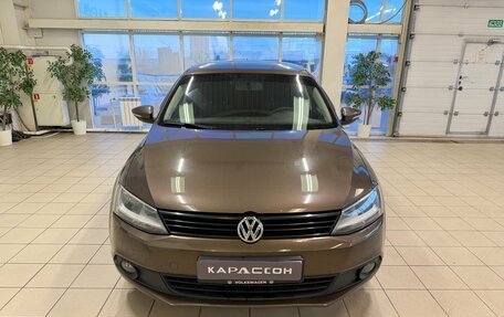 Volkswagen Jetta VI, 2012 год, 890 000 рублей, 3 фотография