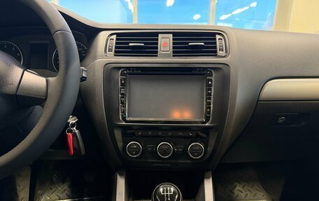 Volkswagen Jetta VI, 2012 год, 890 000 рублей, 12 фотография