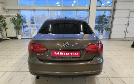 Volkswagen Jetta VI, 2012 год, 890 000 рублей, 4 фотография