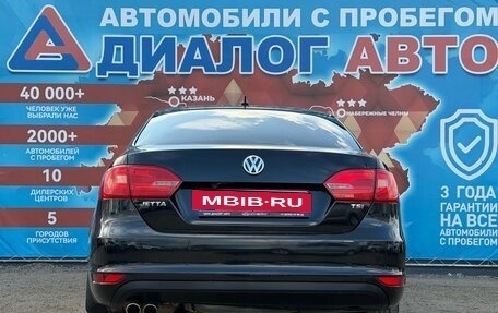 Volkswagen Jetta VI, 2013 год, 930 000 рублей, 4 фотография