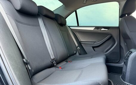 Volkswagen Jetta VI, 2013 год, 930 000 рублей, 16 фотография