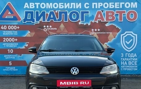 Volkswagen Jetta VI, 2013 год, 930 000 рублей, 8 фотография