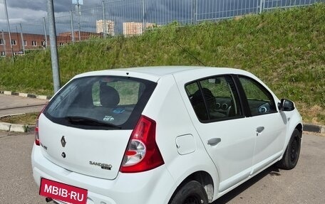 Renault Sandero I, 2013 год, 450 000 рублей, 4 фотография