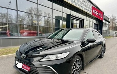 Toyota Camry, 2021 год, 3 000 000 рублей, 1 фотография