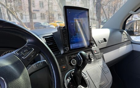 Volkswagen Multivan T5, 2010 год, 2 400 000 рублей, 13 фотография