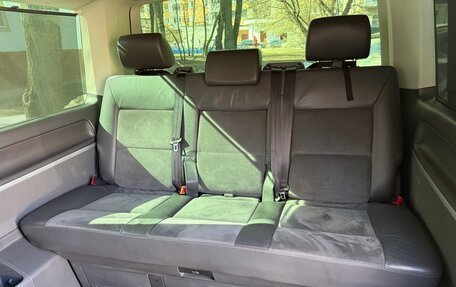 Volkswagen Multivan T5, 2010 год, 2 400 000 рублей, 14 фотография