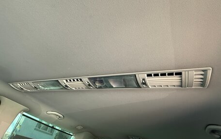 Volkswagen Multivan T5, 2010 год, 2 400 000 рублей, 17 фотография