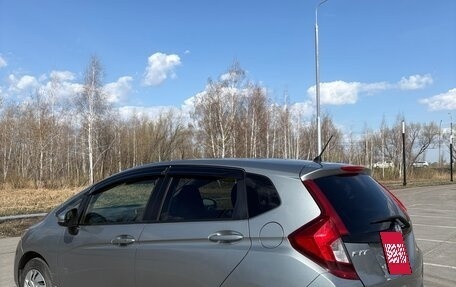 Honda Fit III, 2016 год, 1 200 000 рублей, 6 фотография