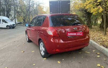 KIA cee'd I рестайлинг, 2011 год, 650 000 рублей, 3 фотография