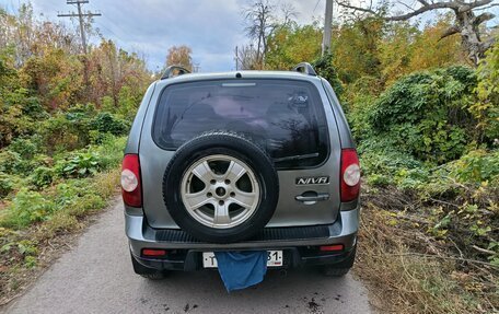Chevrolet Niva I рестайлинг, 2010 год, 420 000 рублей, 3 фотография