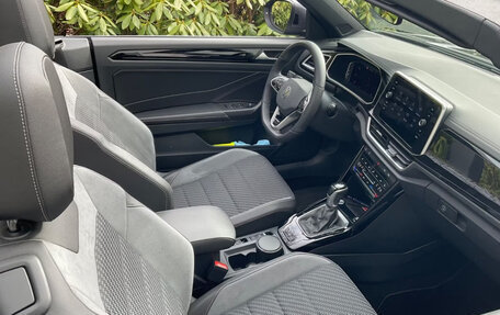 Volkswagen T-Roc I, 2022 год, 3 293 486 рублей, 3 фотография