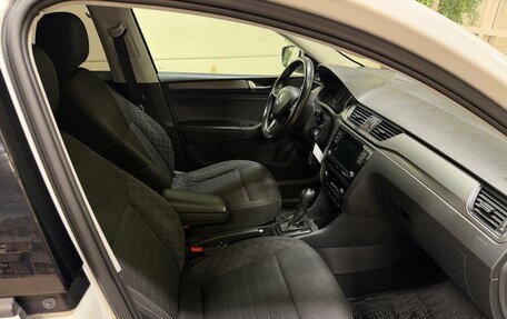 Skoda Rapid I, 2017 год, 1 360 000 рублей, 9 фотография