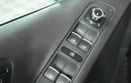 Volkswagen Tiguan I, 2010 год, 990 000 рублей, 14 фотография