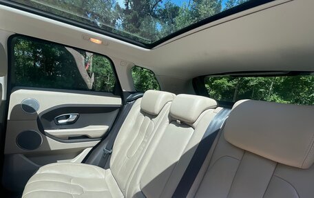 Land Rover Range Rover Evoque I, 2015 год, 2 400 000 рублей, 10 фотография