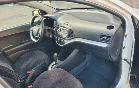 KIA Picanto II, 2011 год, 868 000 рублей, 6 фотография