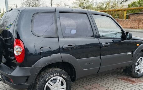 Chevrolet Niva I рестайлинг, 2010 год, 465 000 рублей, 5 фотография