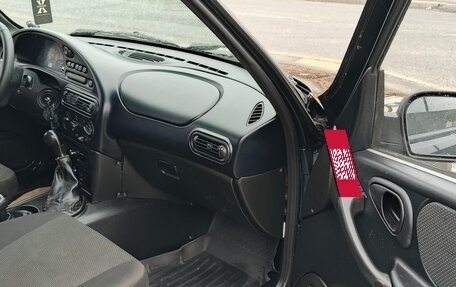 Chevrolet Niva I рестайлинг, 2010 год, 465 000 рублей, 12 фотография