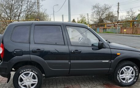 Chevrolet Niva I рестайлинг, 2010 год, 465 000 рублей, 16 фотография